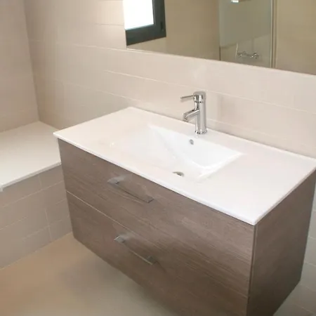 Jupiter Con Piscina Privada * Камбрильс